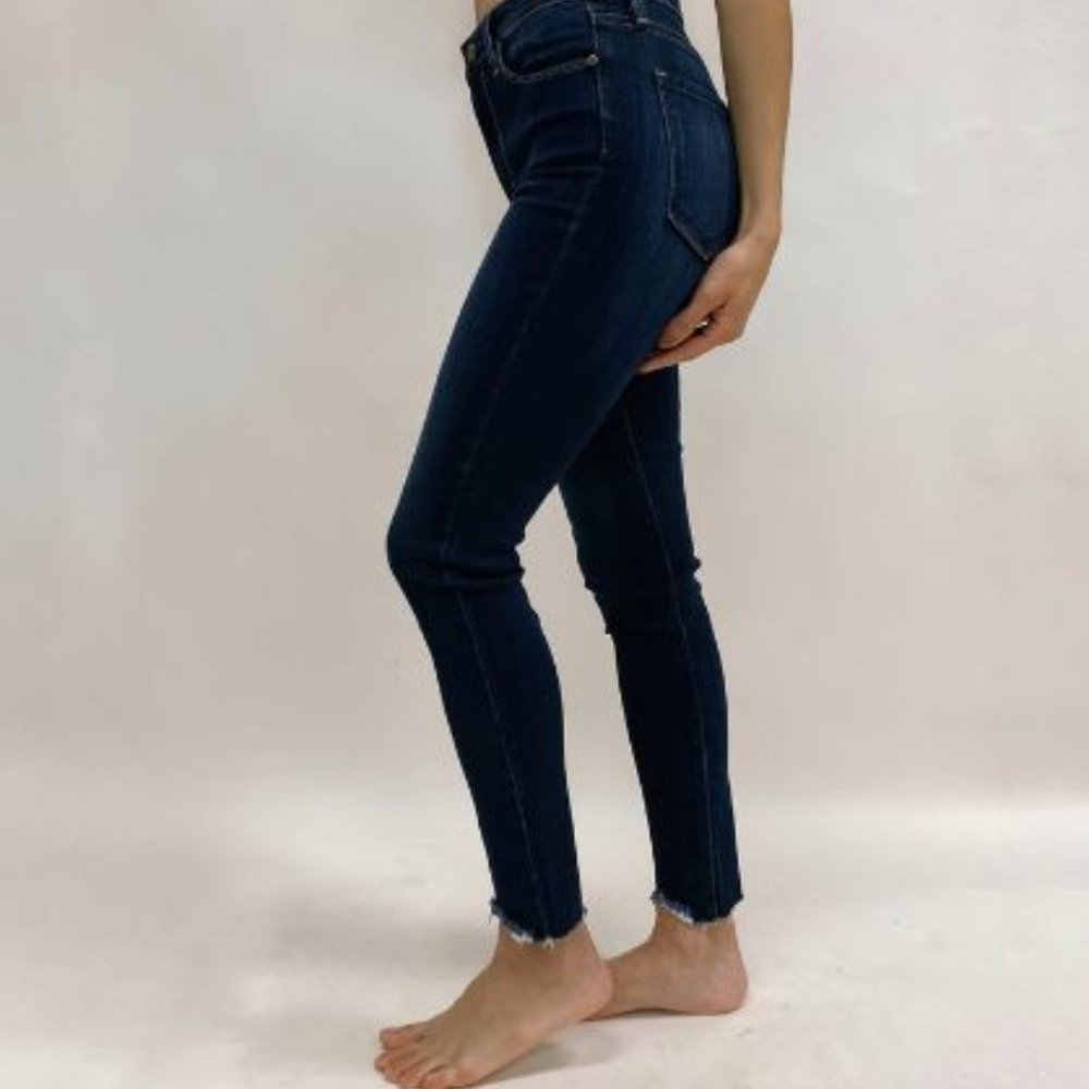 Skinny 9 in High Waist Jeans - 24-25 Dark wash Raw hem